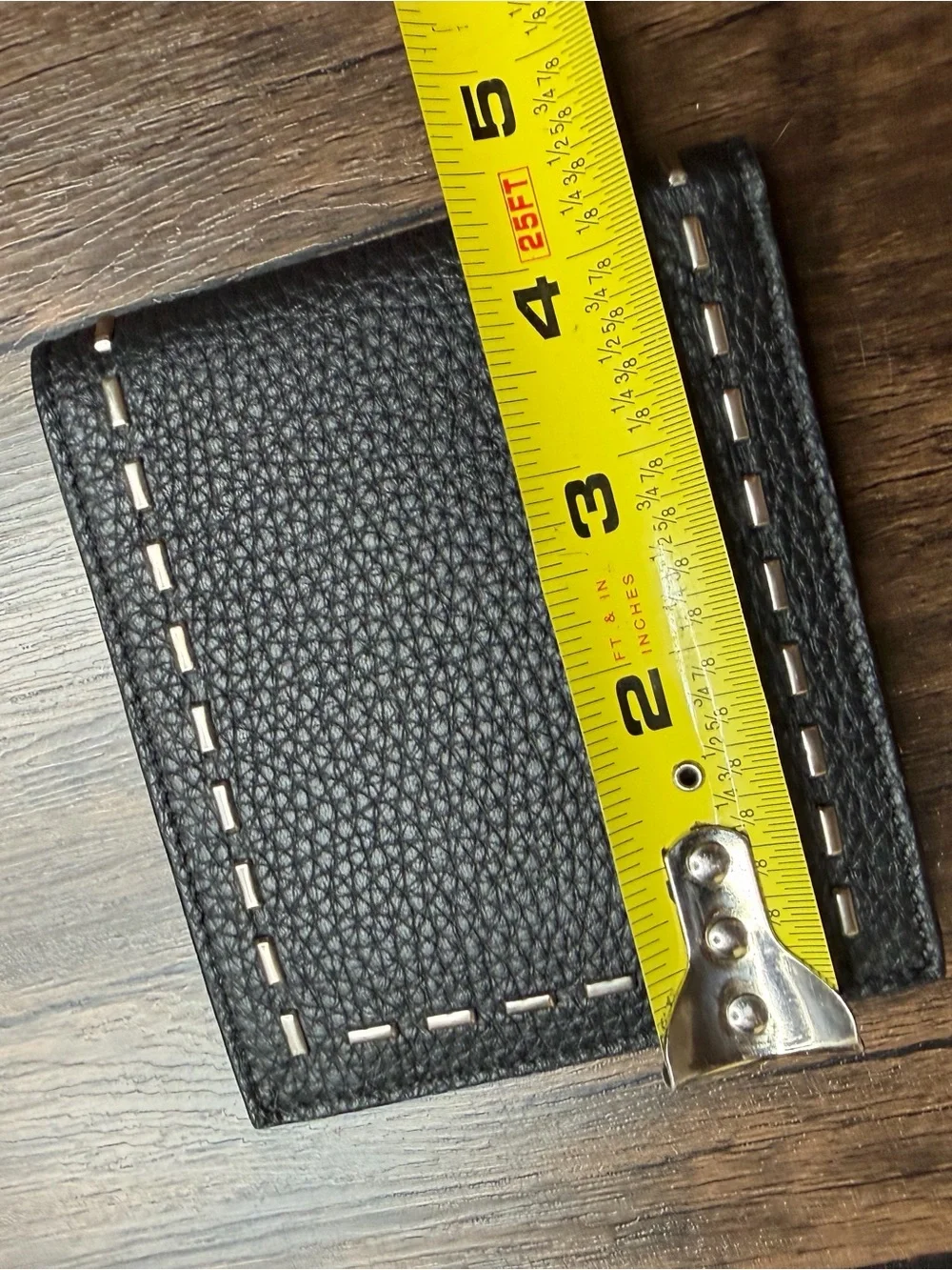 FENDI Selleria Bifold Wallet Black Cuoio Romano Pebble Leather Metal Stitch NEW